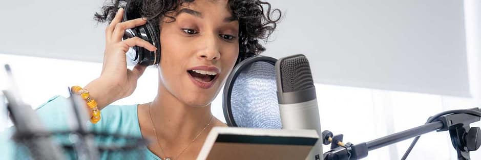 reading a video script Ai can write a video script for you